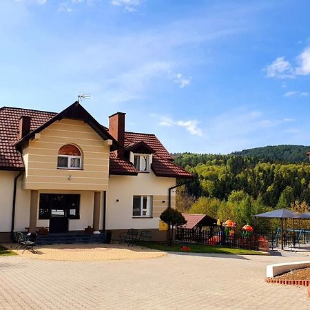 Vila Dom Pod Lipa Rymanów-Zdrój Exteriér fotografie